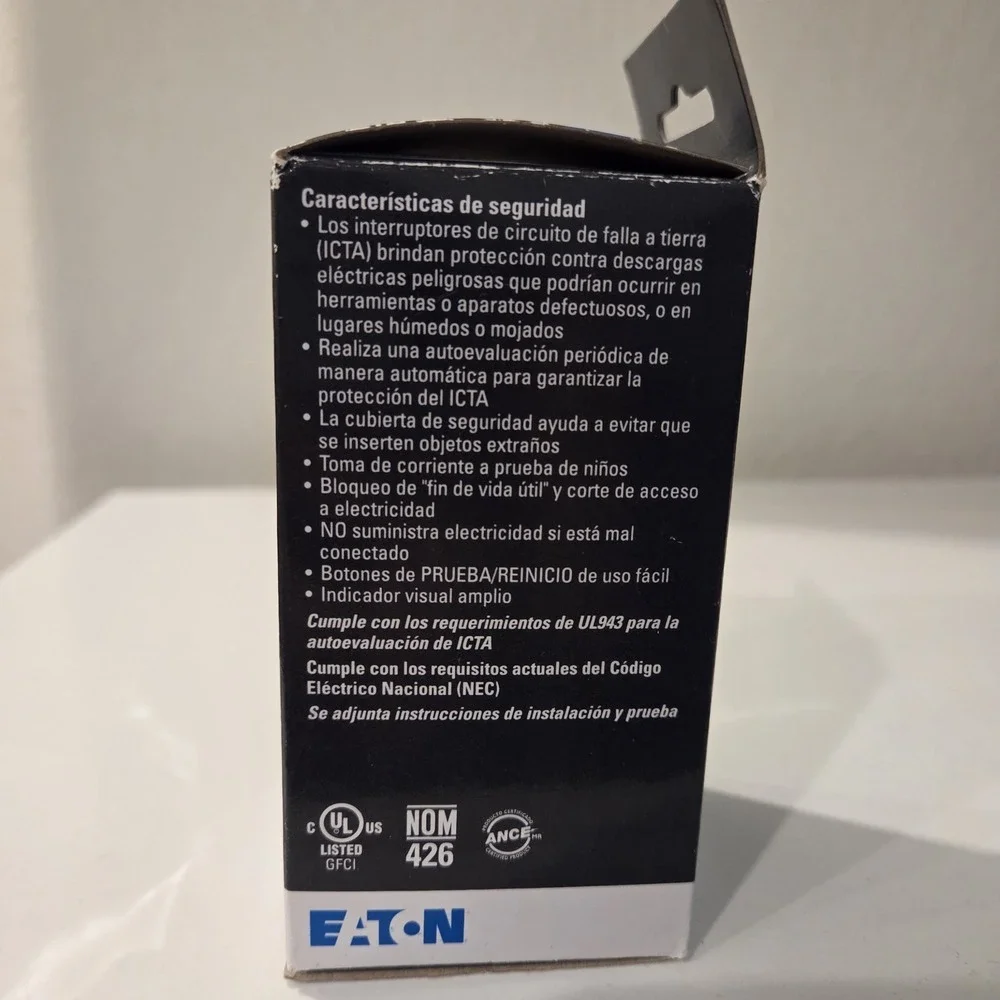 Eaton TRAFGF15LA-BX-LW GFCI Duplex Receptacle Outlet Eaton TRAFGF15